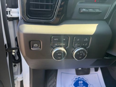 New 2026 GMC Sierra 1500 AT4 w/ AT4 Premium Package AWD/4WD image 19