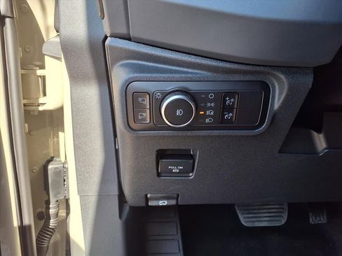 New 2025 Ford Bronco Outer Banks image 25