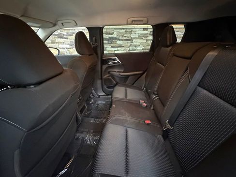 Used 2022 Mitsubishi Outlander ES image 23