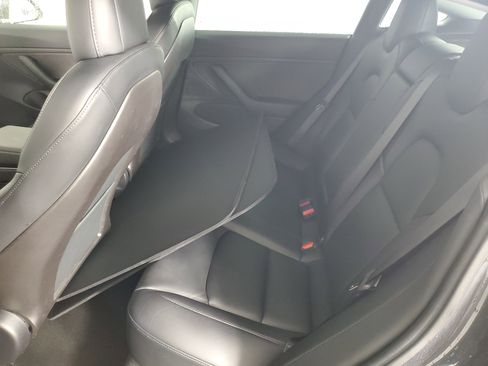 Used 2019 Tesla Model 3 Standard Range Plus image 13