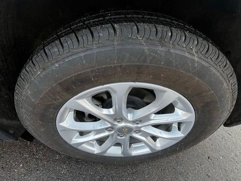 Used 2021 Chevrolet Equinox LT image 10