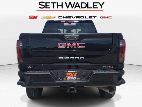 New 2026 GMC Sierra 2500 AT4 w/ AT4 Premium Plus Package AWD/4WD image 6