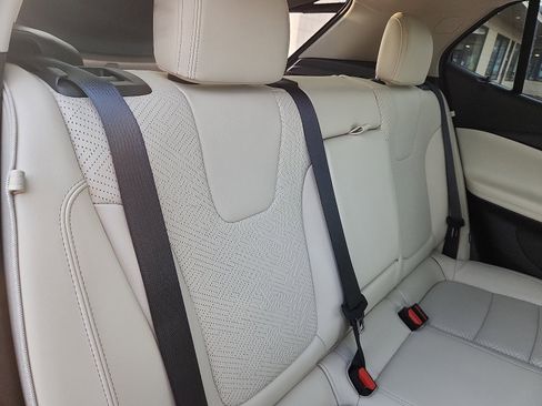 Used 2021 Buick Encore GX Essence w/ Advanced Technology Package image 30