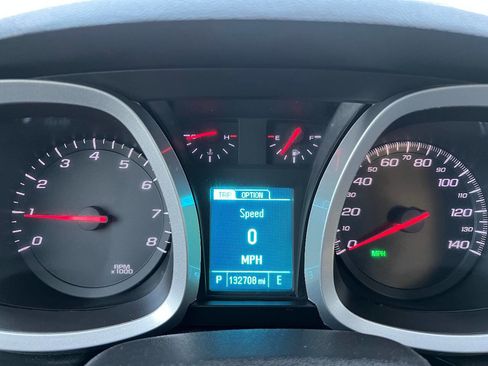 Used 2016 Chevrolet Equinox LT image 34