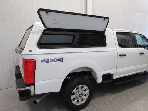 Used 2023 Ford F250 XLT AWD/4WD image 19