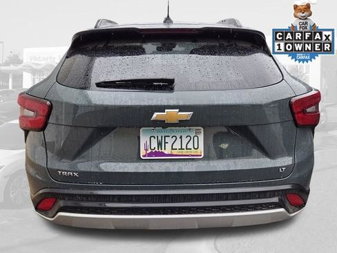 Used 2025 Chevrolet Trax LT image 4