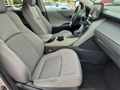 Certified 2023 Toyota Venza LE AWD/4WD image 22