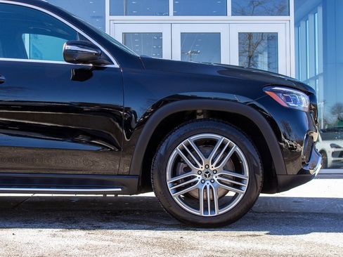 Used 2024 Mercedes-Benz GLS 450 4MATIC image 5