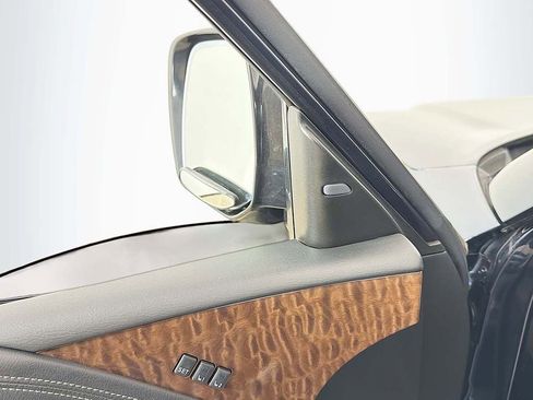 Used 2019 Nissan Armada Platinum w/ Captain's Chairs Package image 34