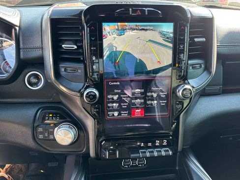 Used 2020 RAM 1500 Sport w/ Leather & Sound Group AWD/4WD image 16