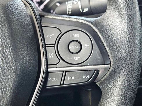 Used 2023 Toyota Camry LE image 9