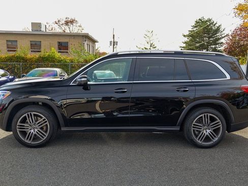 Used 2025 Mercedes-Benz GLS 450 4MATIC image 4