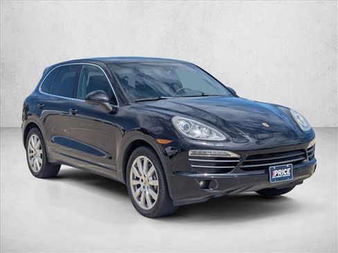 Used 2013 Porsche Cayenne S AWD/4WD image 3