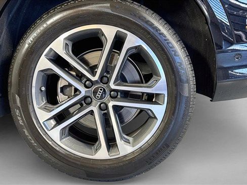 Used 2025 Audi Q5 Premium w/ 19" Wheel Package AWD/4WD image 29