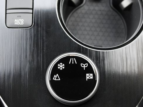 Certified 2025 Nissan Rogue S image 36