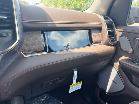New 2026 RAM 1500 Limited AWD/4WD image 30