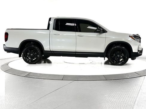 Used 2022 Honda Ridgeline Black Edition image 12