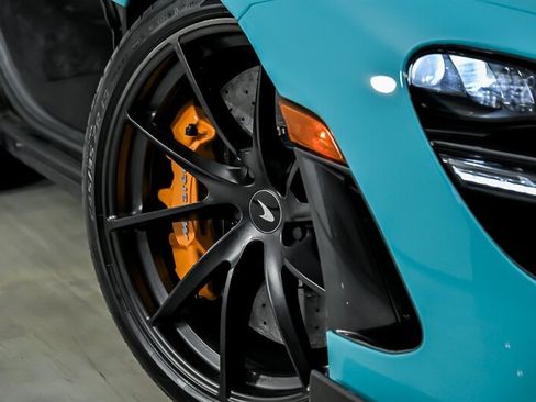 Used 2022 McLaren 720S Performance RWD image 4