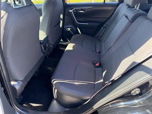 Certified 2023 Toyota RAV4 SE image 21