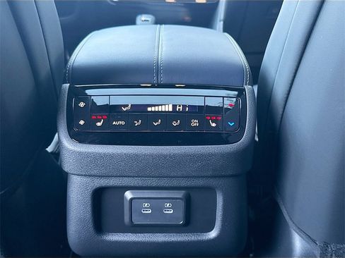 Used 2026 INFINITI QX60 Sport w/ Dark Cargo Package image 28