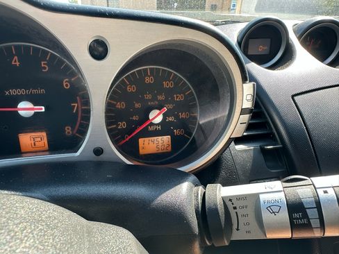 Used 2006 Nissan 350Z Touring image 38