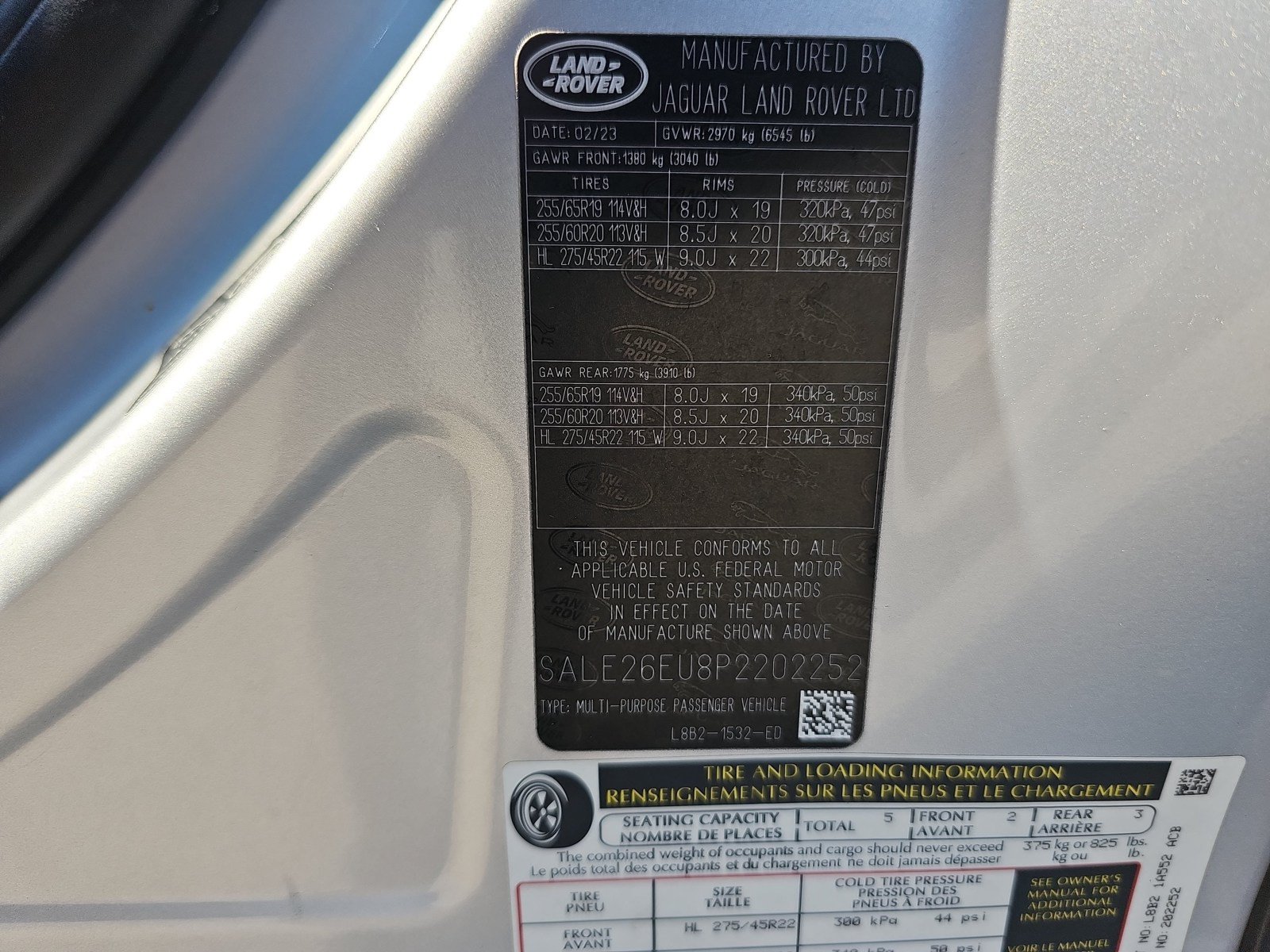 Used 2023 Land Rover Defender 90 X-Dynamic SE AWD/4WD image 29