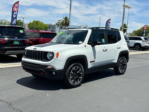 Certified 2023 Jeep Renegade Trailhawk AWD/4WD image 2