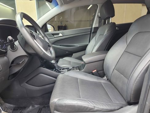 Used 2019 Hyundai Tucson Limited FWD image 44