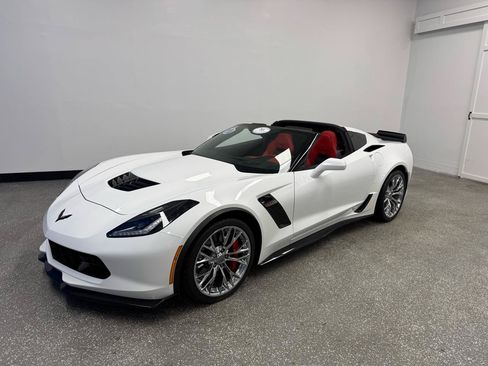 Used 2017 Chevrolet Corvette Z06 RWD image 1