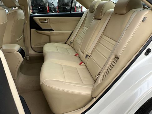 Used 2015 Toyota Camry LE image 20