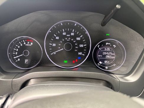 Used 2018 Honda HR-V EX-L image 14