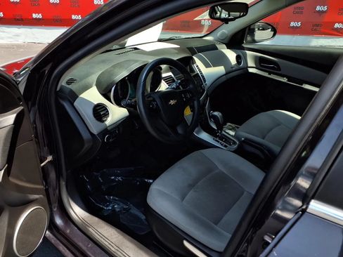 Used 2015 Chevrolet Cruze LT FWD image 14