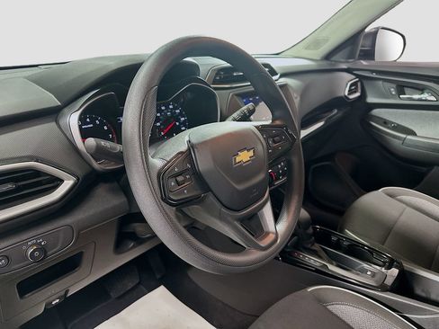 Used 2023 Chevrolet TrailBlazer LS image 10