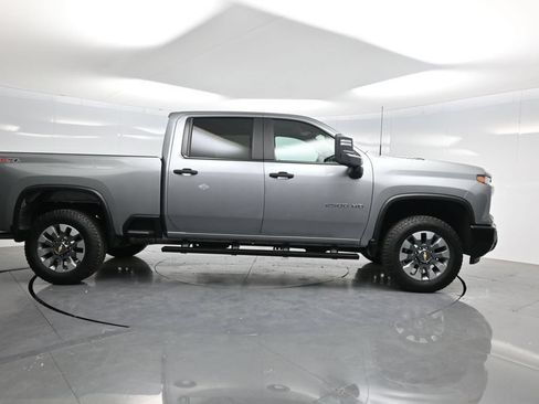 Used 2025 Chevrolet Silverado 2500 Custom w/ Custom Convenience Package AWD/4WD image 42