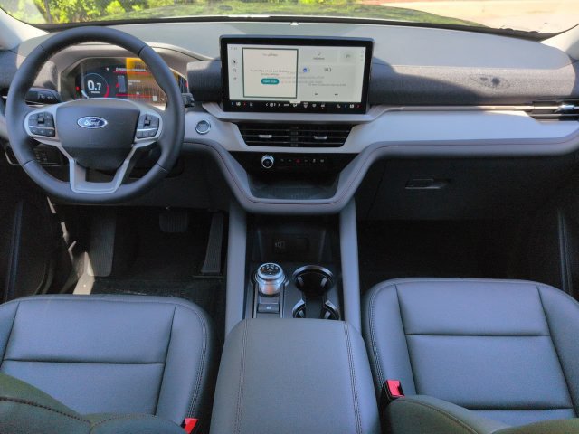 New 2026 Ford Explorer Active w/ Active Comfort Package RWD image 15