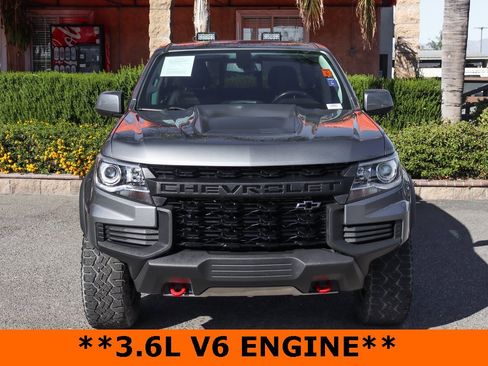 Used 2021 Chevrolet Colorado ZR2 w/ ZR2 Dusk Special Edition image 3