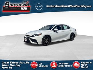 Used 2023 Toyota Camry SE w/ Cold Weather Package FWD 360° Tour