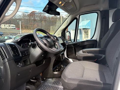 Used 2023 RAM ProMaster 2500 image 14