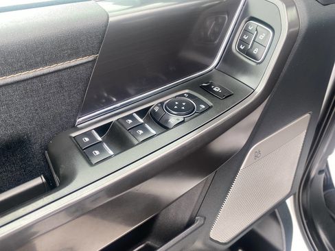 Used 2025 Ford F150 Lariat image 27