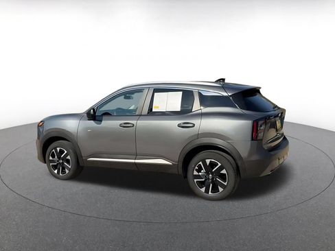 Used 2026 Nissan Kicks SV w/ Cold Weather Package AWD/4WD image 8