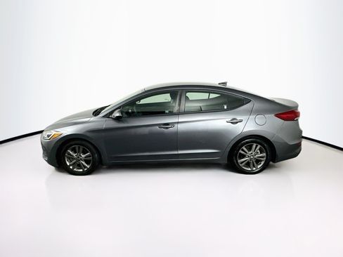 Used 2018 Hyundai Elantra SEL w/ Cargo Package FWD image 4
