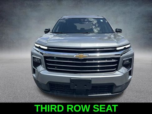 Used 2024 Chevrolet Traverse LT AWD/4WD image 9