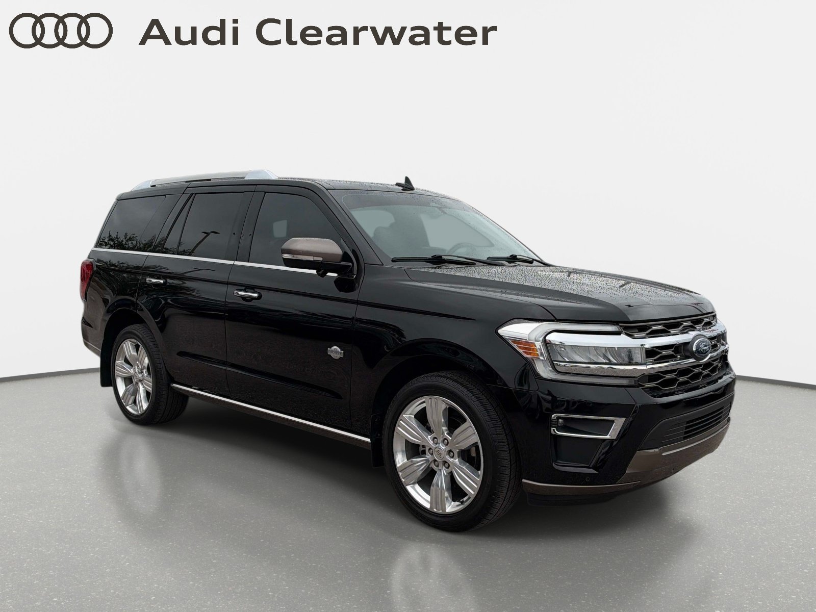 Used 2023 Ford Expedition King Ranch RWD image 4