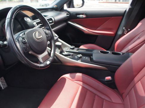 Used 2016 Lexus IS 200t w/ F Sport Package RWD image 14
