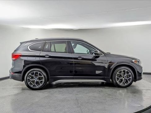 Used 2021 BMW X1 xDrive28i w/ Convenience Package image 9