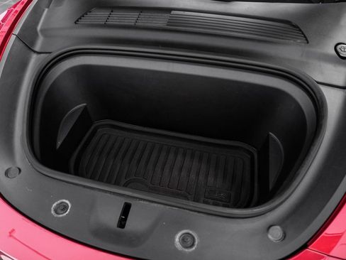 Used 2020 Tesla Model Y Long Range image 44