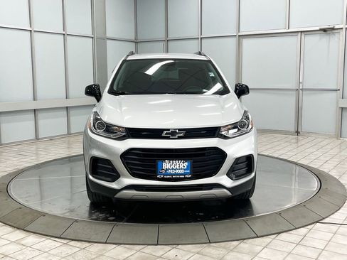 Used 2020 Chevrolet Trax LT w/ Redline Edition image 3