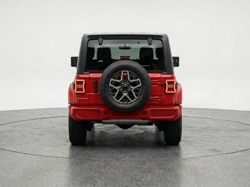Used 2025 Jeep Wrangler Sport S image 7