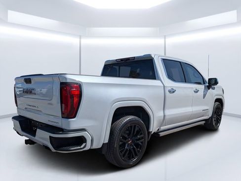 Used 2021 GMC Sierra 1500 Denali w/ Denali Carbonpro Edition image 3
