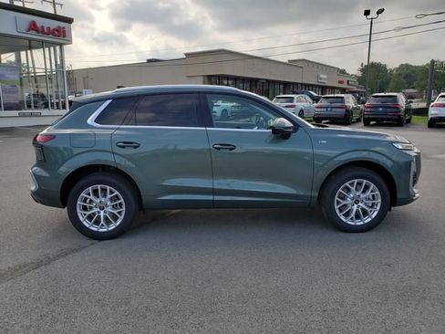 New 2026 Audi Q3 quattro 2.0T AWD/4WD image 2
